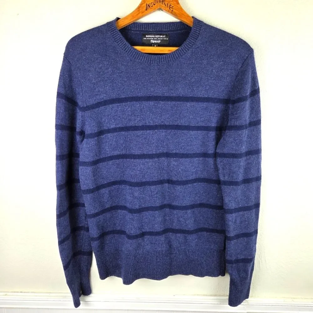 Men's Banana Republuc Blue Striped Fine Italian Merino Wool Pullover Sweater MED
